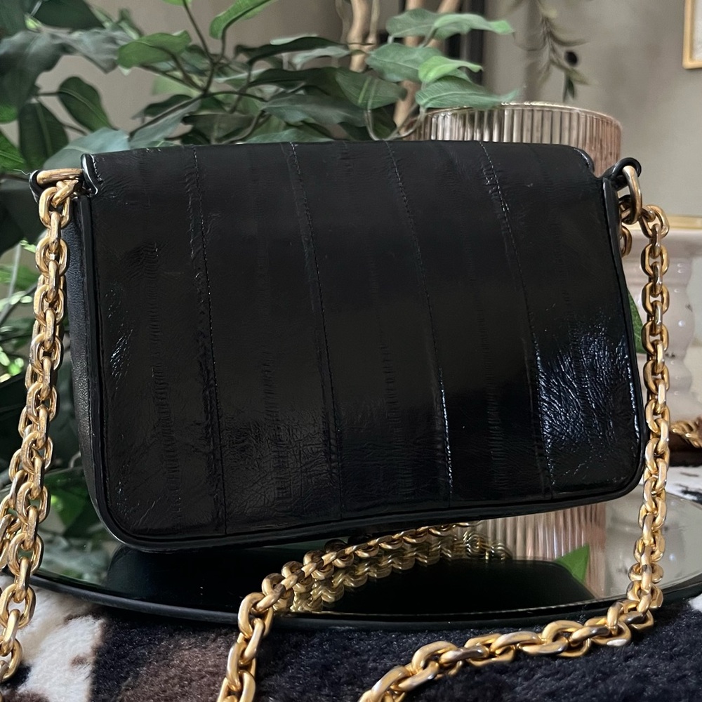 EUC Tory Burch Black Mini Crossbody Bag with Gold Chain - Picture 3 of 6